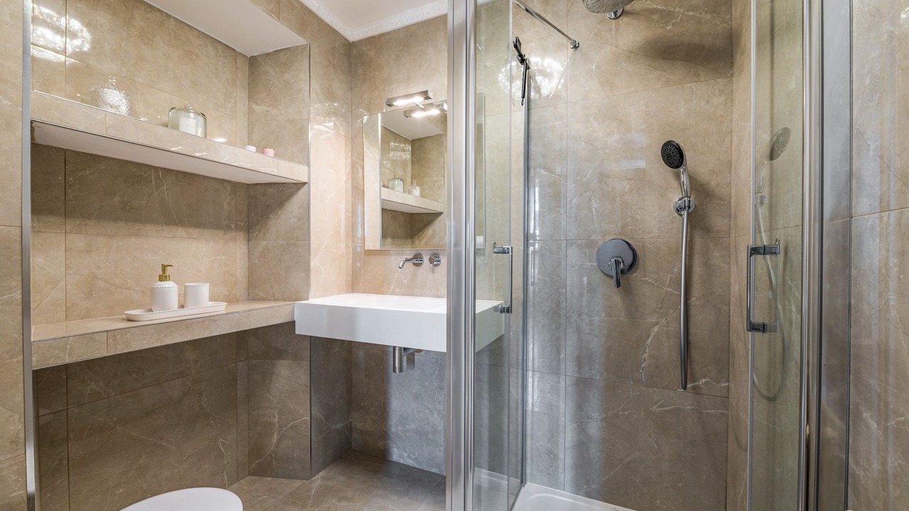 Photo of Bathroom in Azille