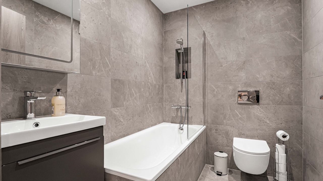 Photo of Others in Lansbury