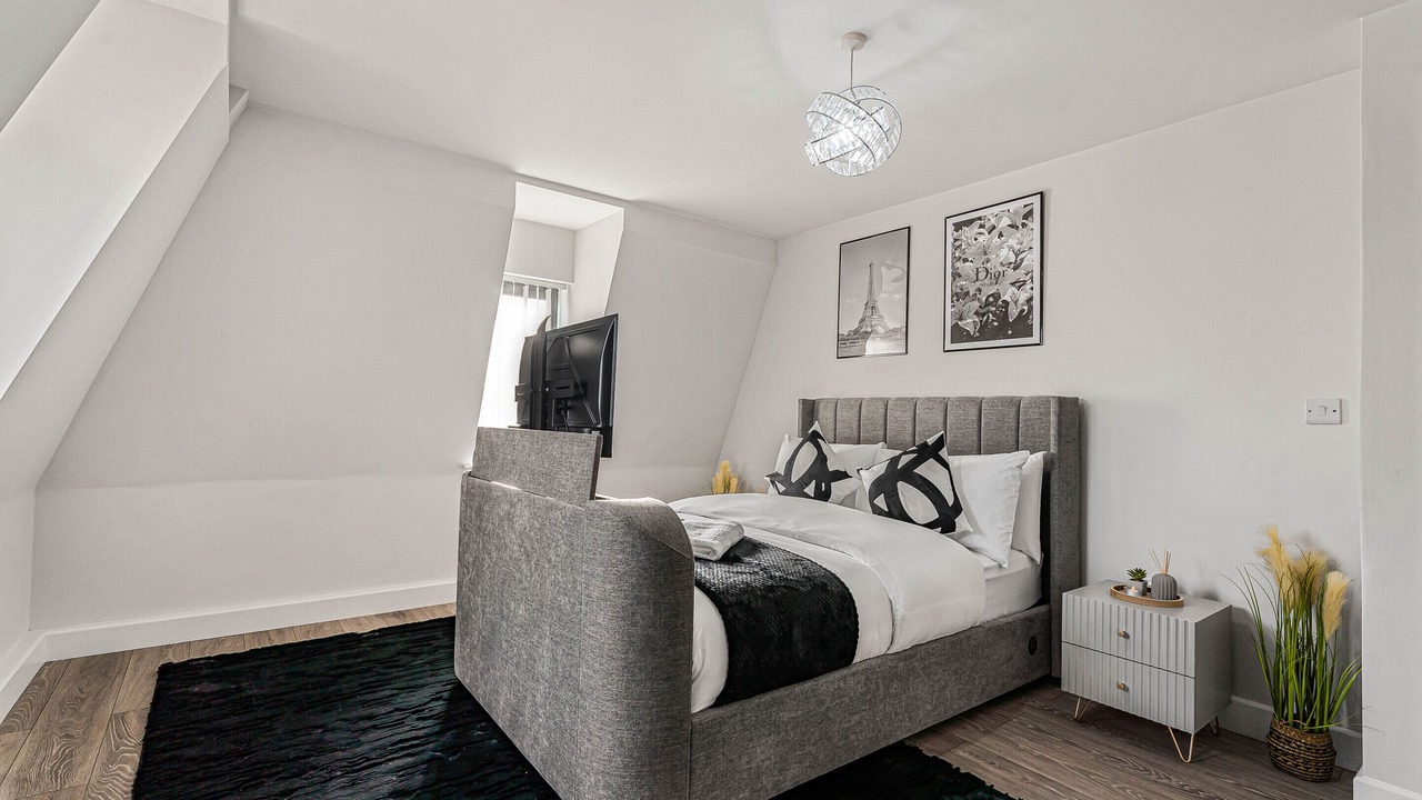 Photo of Others in Lansbury