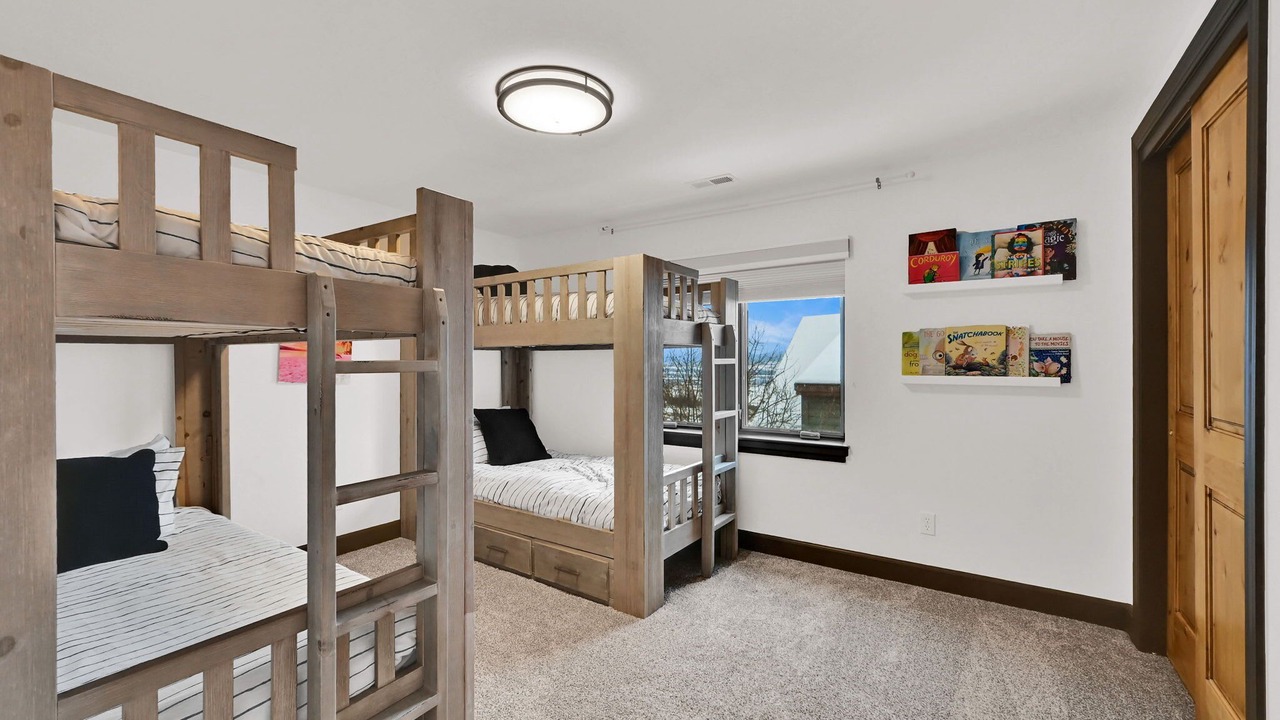 Photo of Bedroom in Eden
