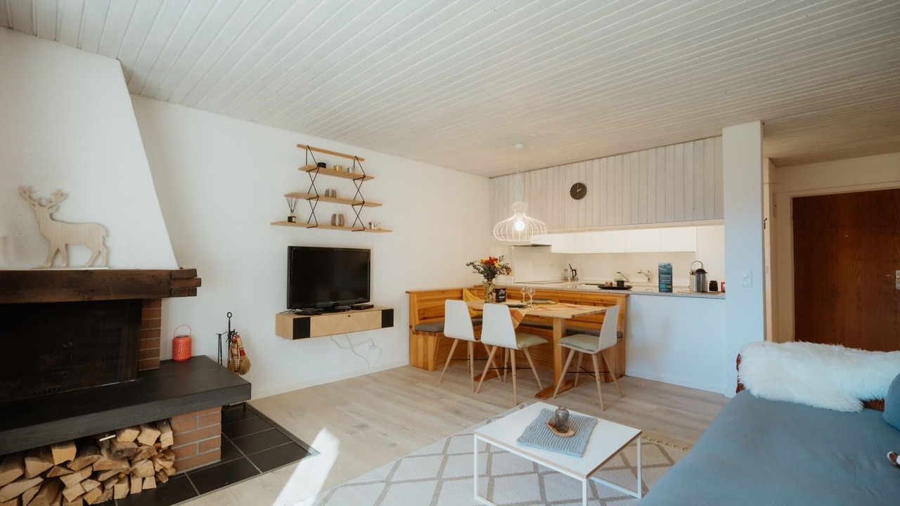 Photo of Livingroom in Mitloedi