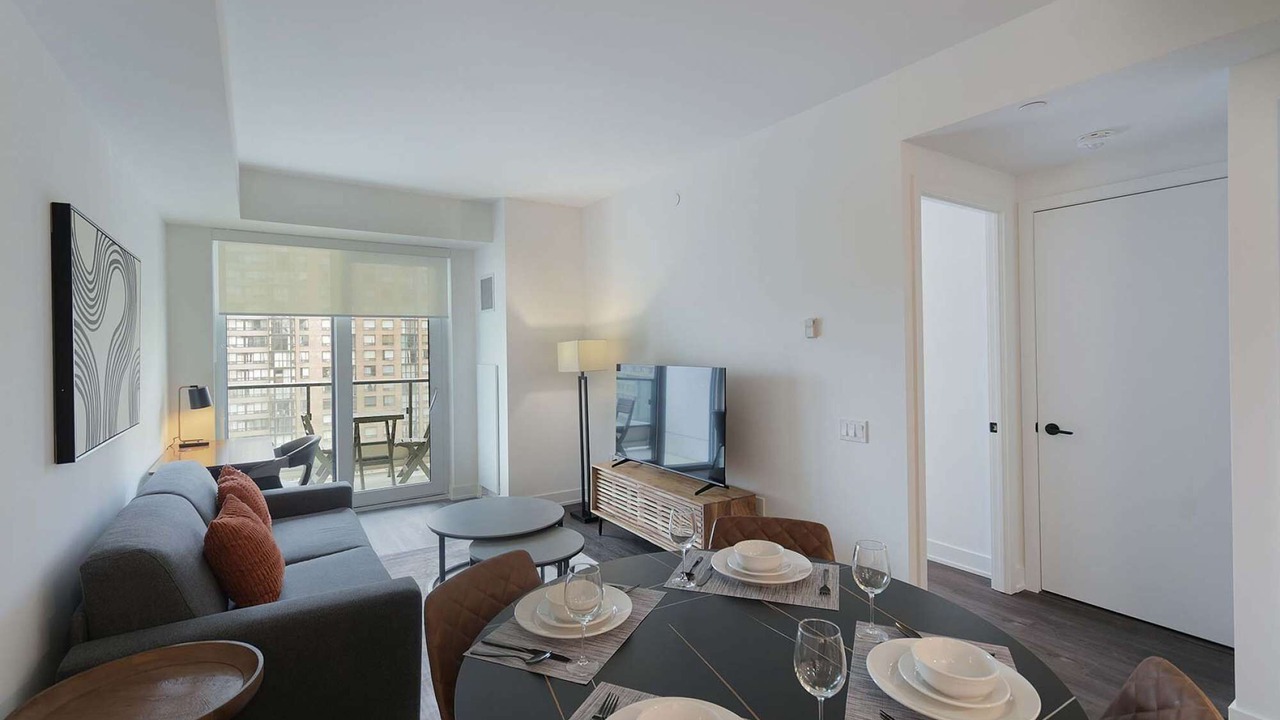 Photo of Livingroom in Downtown Mississauga