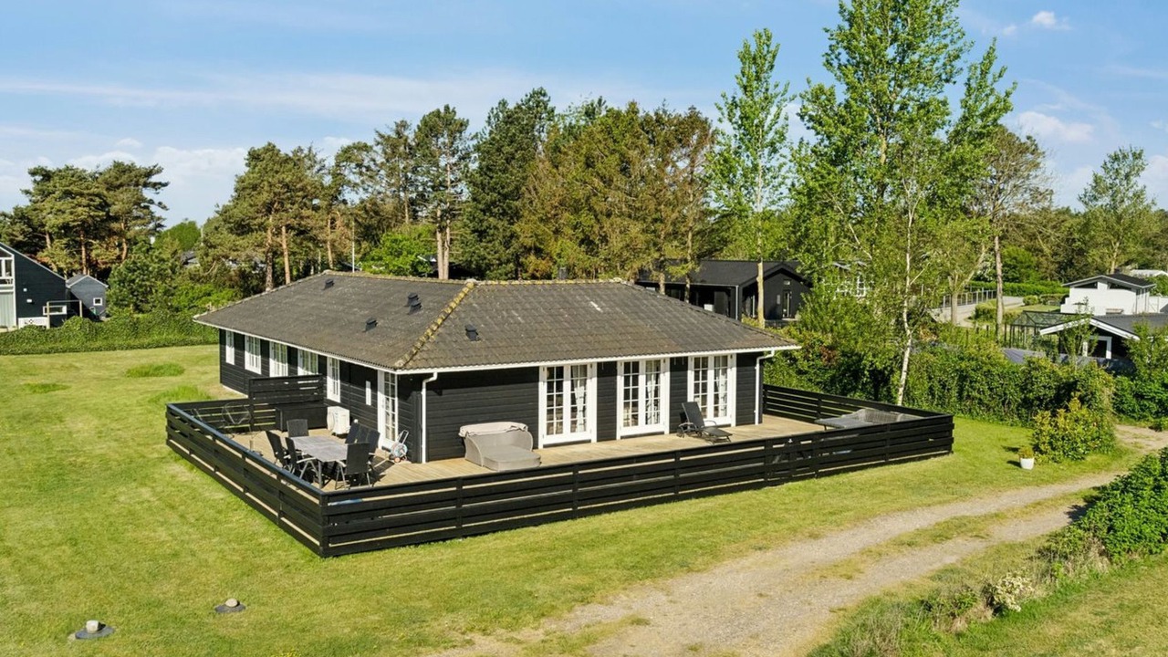 Photo of Others in Vejlby Fed