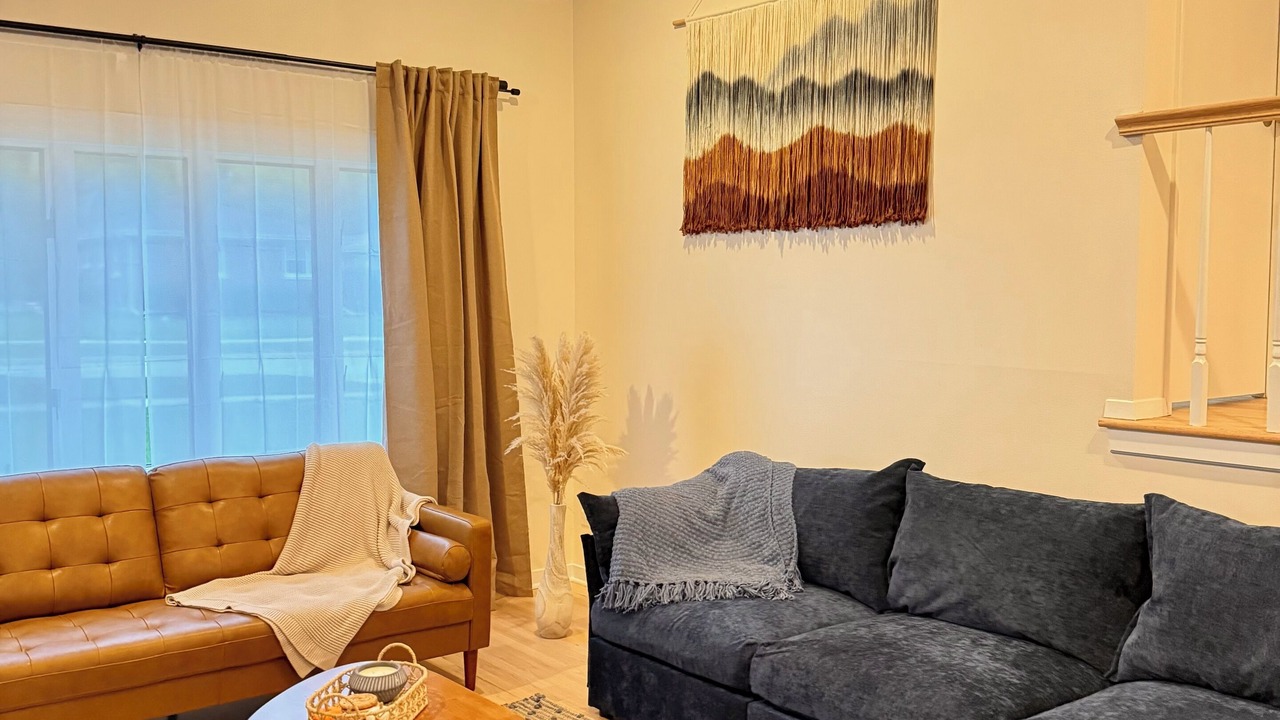 Photo of Livingroom in Villa Park