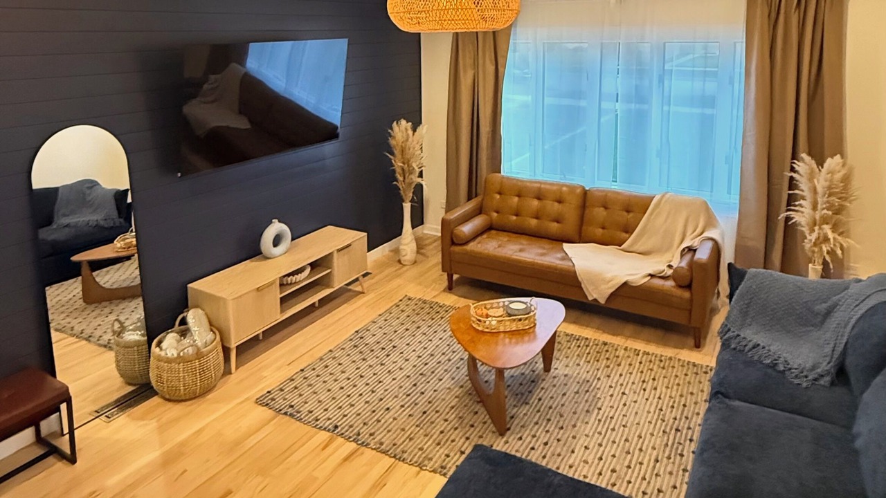 Photo of Livingroom in Villa Park