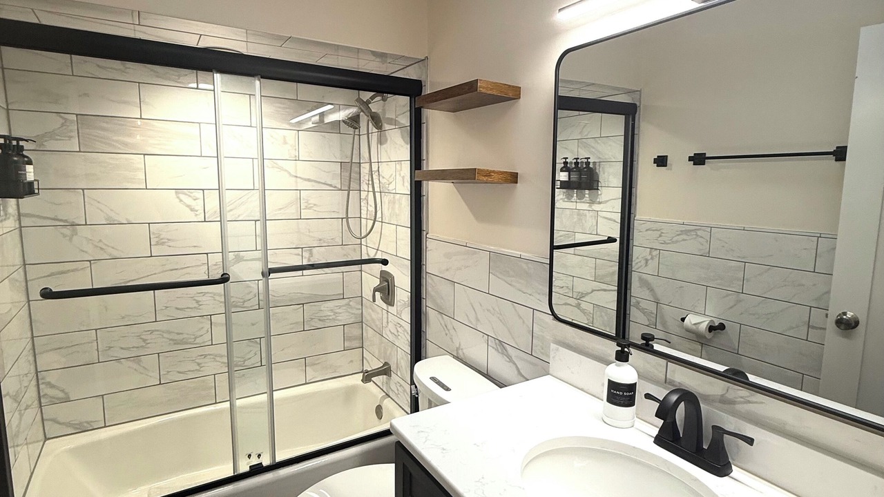 Photo of Bathroom in Villa Park
