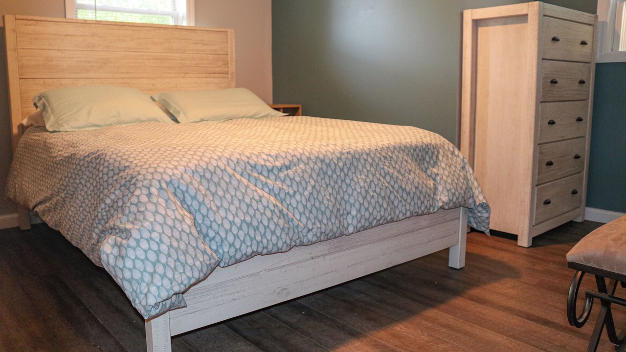 Photo of Bedroom in Warrensburg