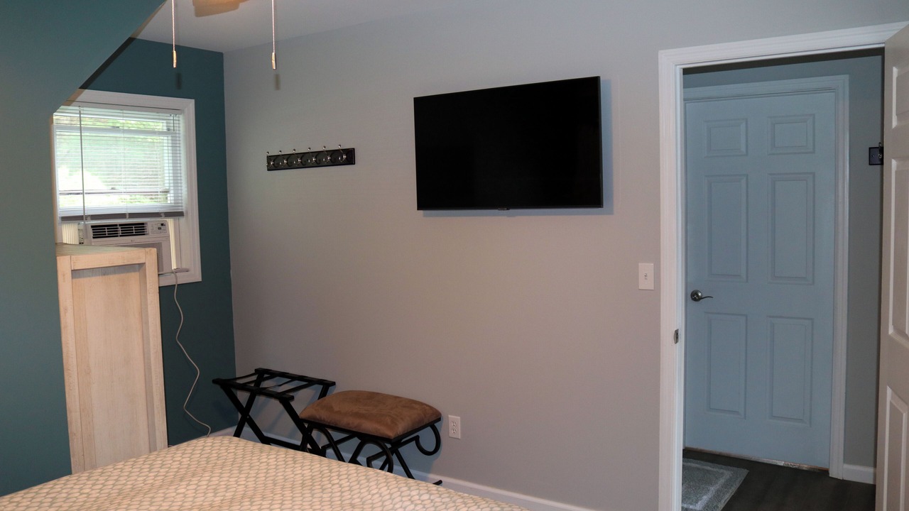 Photo of Bedroom in Warrensburg