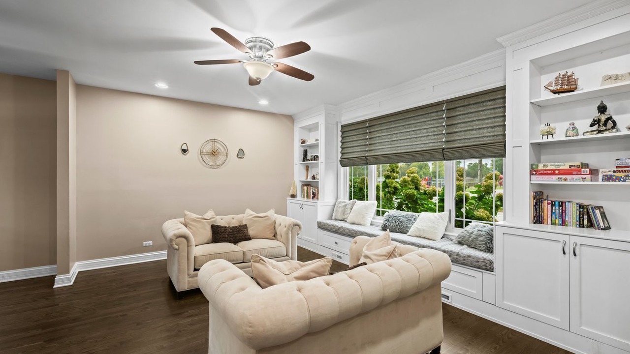 Photo of Livingroom in Arlington Heights