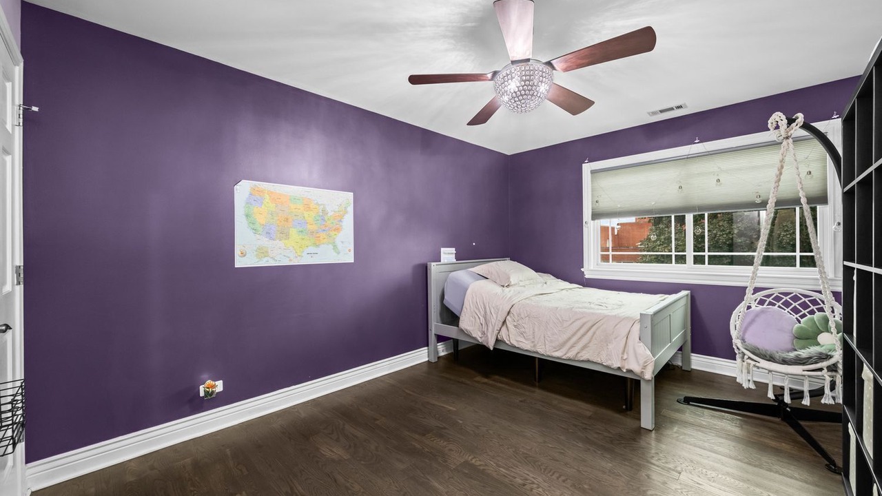 Photo of Bedroom in Arlington Heights