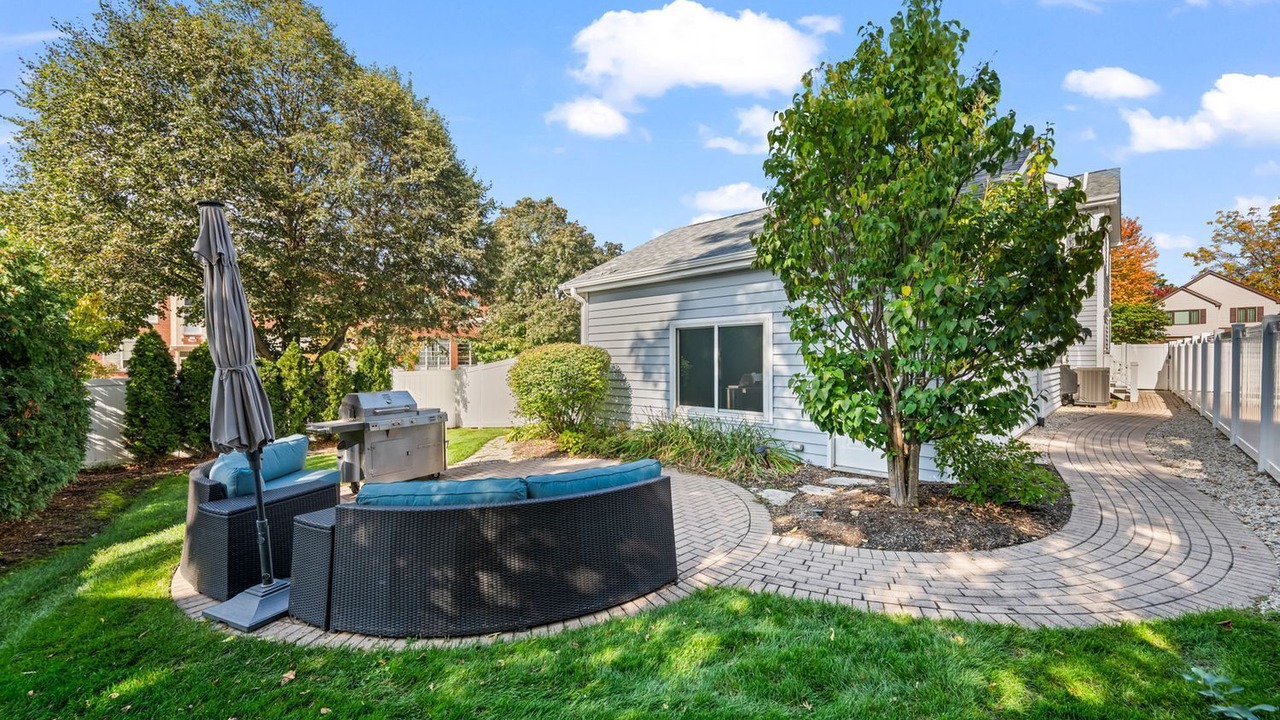 Photo of Patio Balcony in Arlington Heights