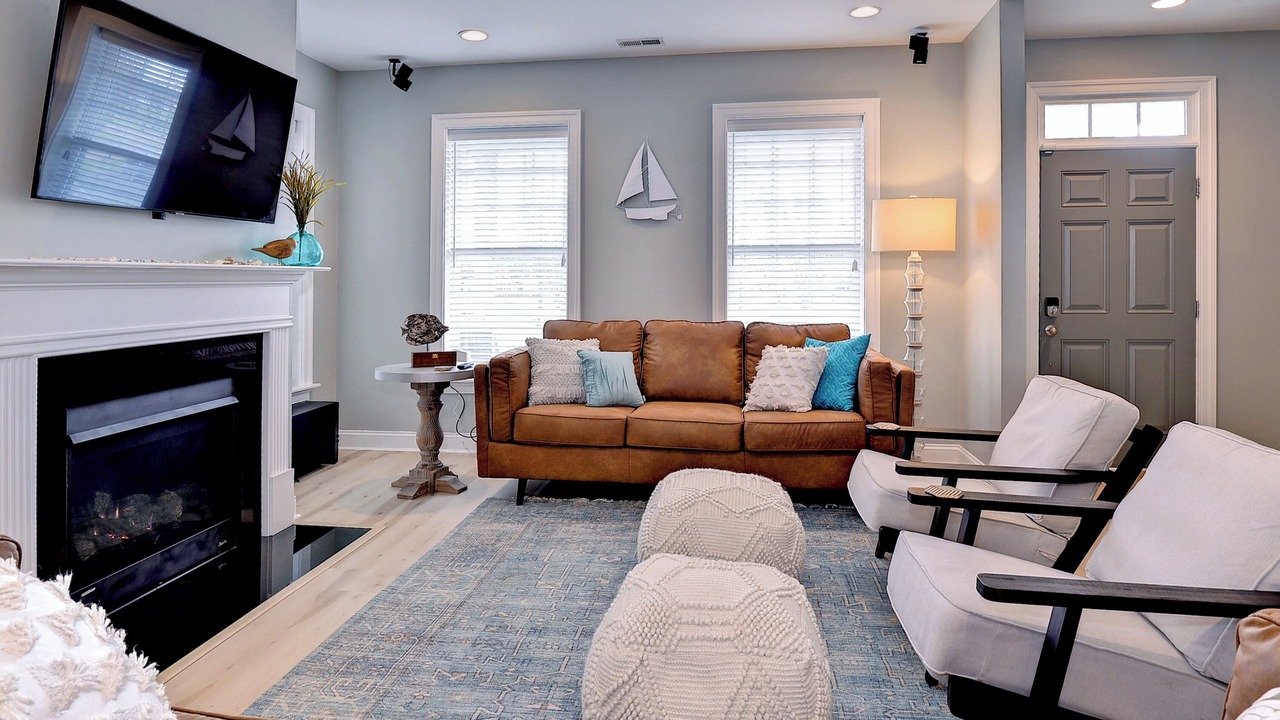 Photo of Livingroom in Buckroe Beach