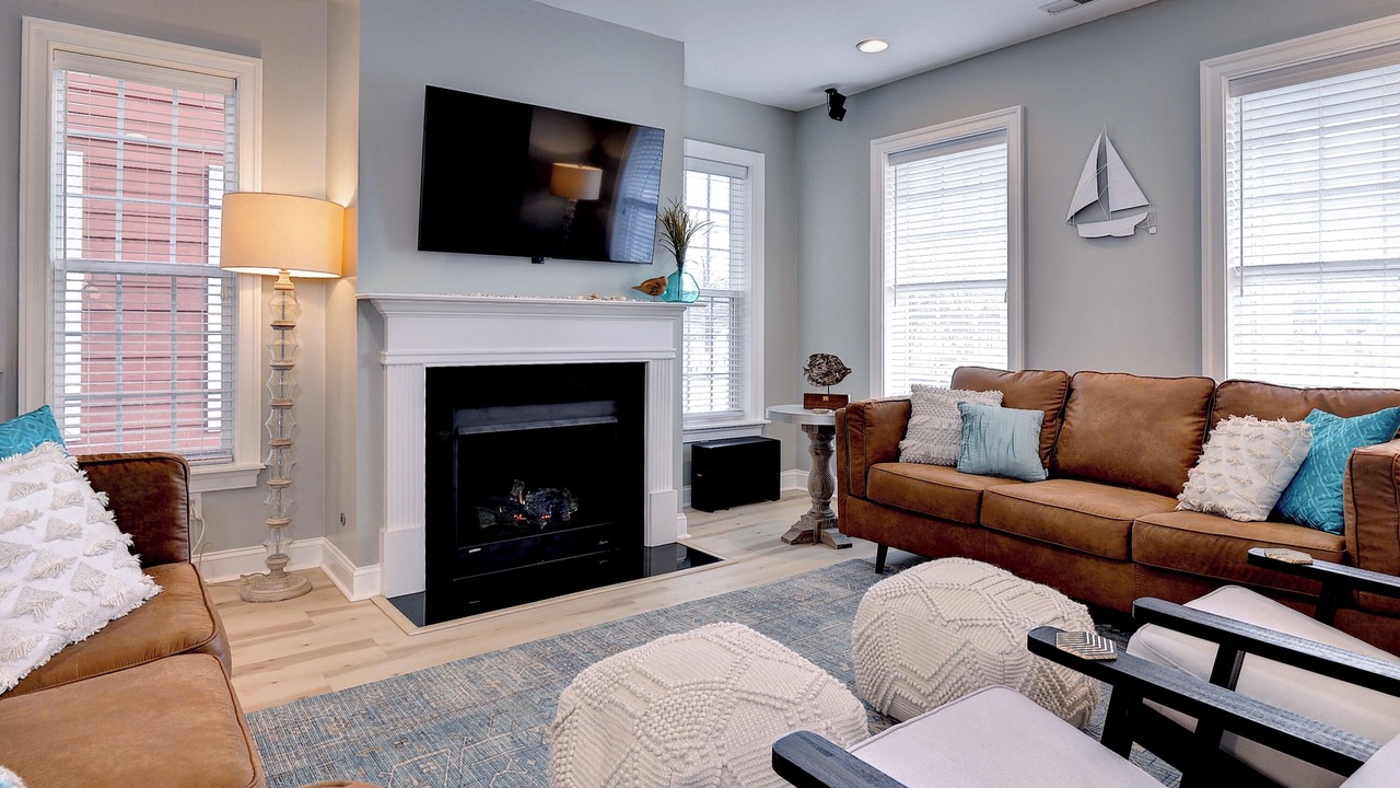 Photo of Livingroom in Buckroe Beach