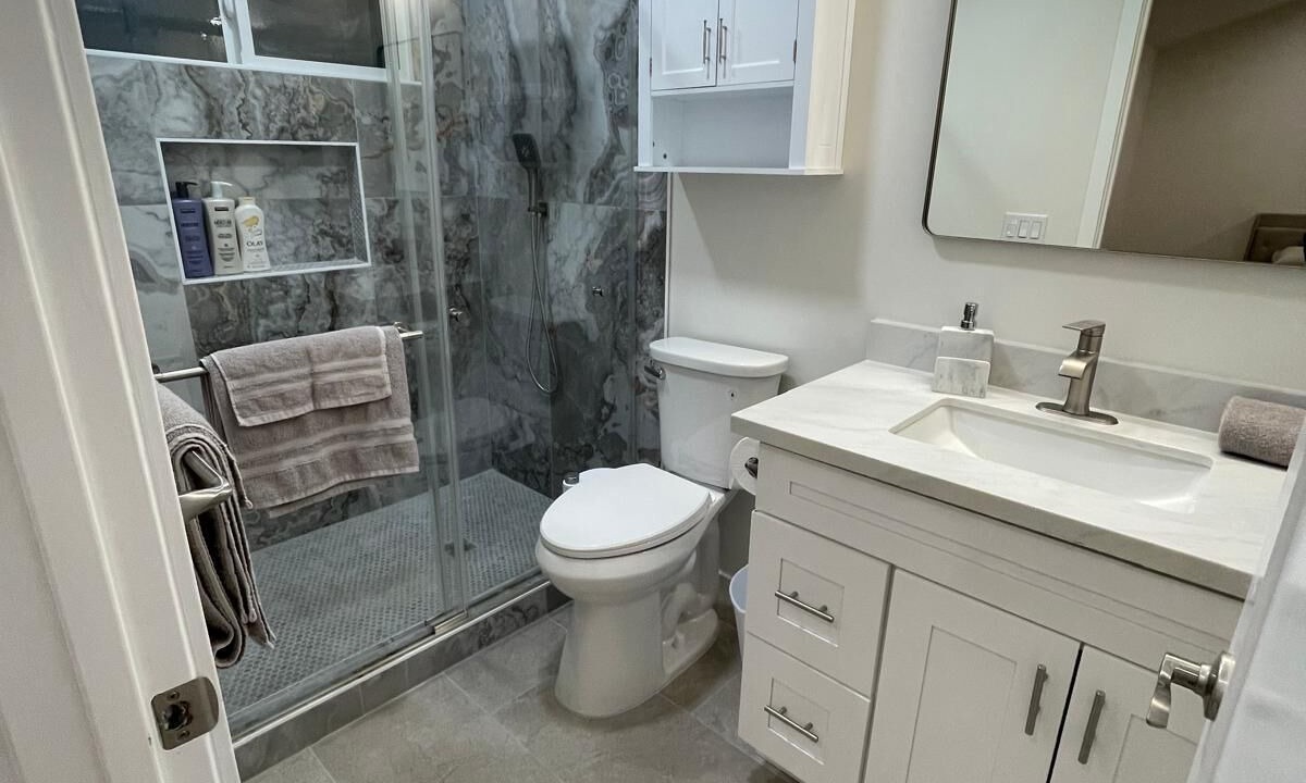 Photo of Bathroom in Oak Park
