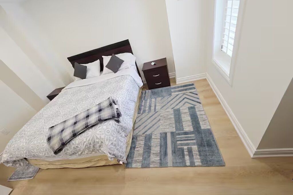 Photo of Bedroom in Oakville