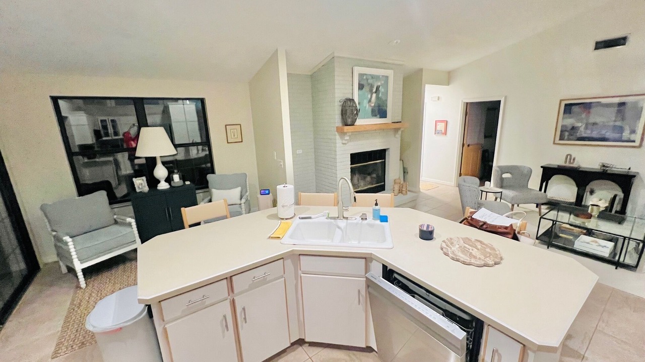 Photo of Livingroom in Samsula-Spruce Creek