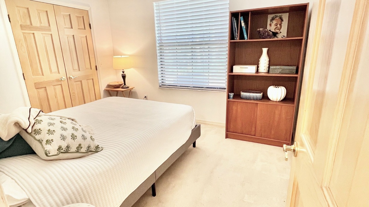 Photo of Bedroom in Samsula-Spruce Creek