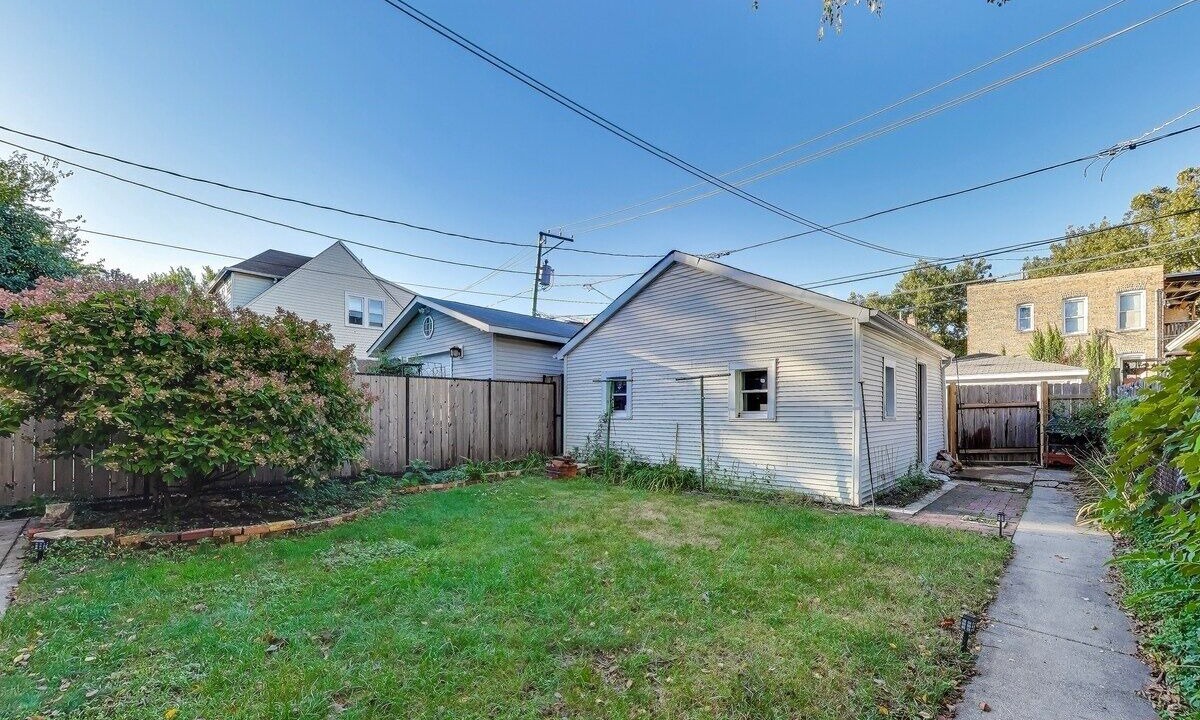 Photo of Outdoor in Edgewater