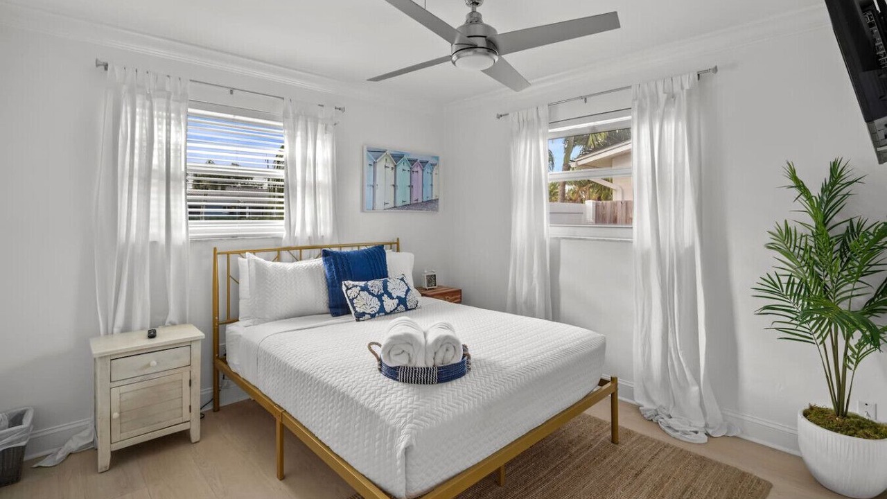 Photo of Bedroom in Garden Isles