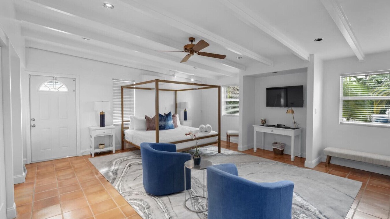 Photo of Bedroom in Garden Isles