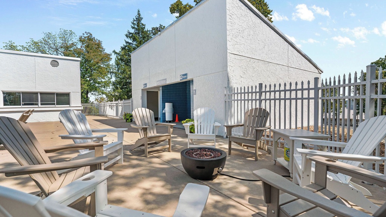 Photo of Patio Balcony in Kimberling City