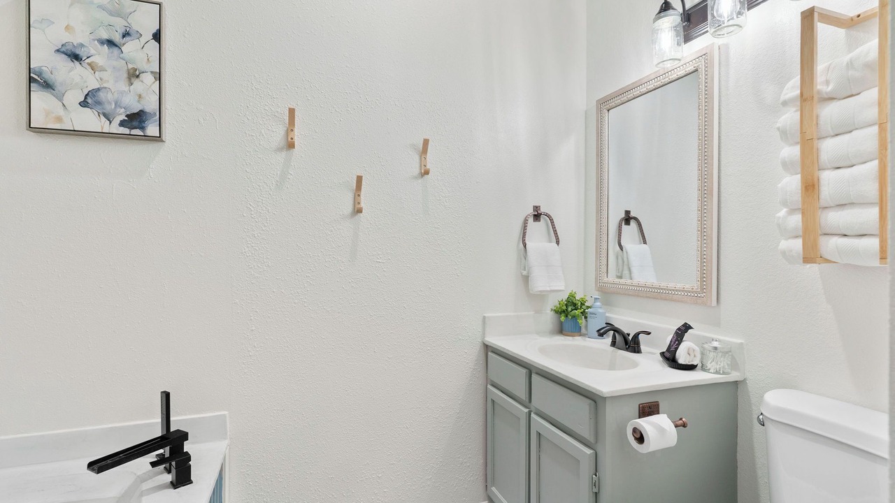 Photo of Bathroom in Kimberling City