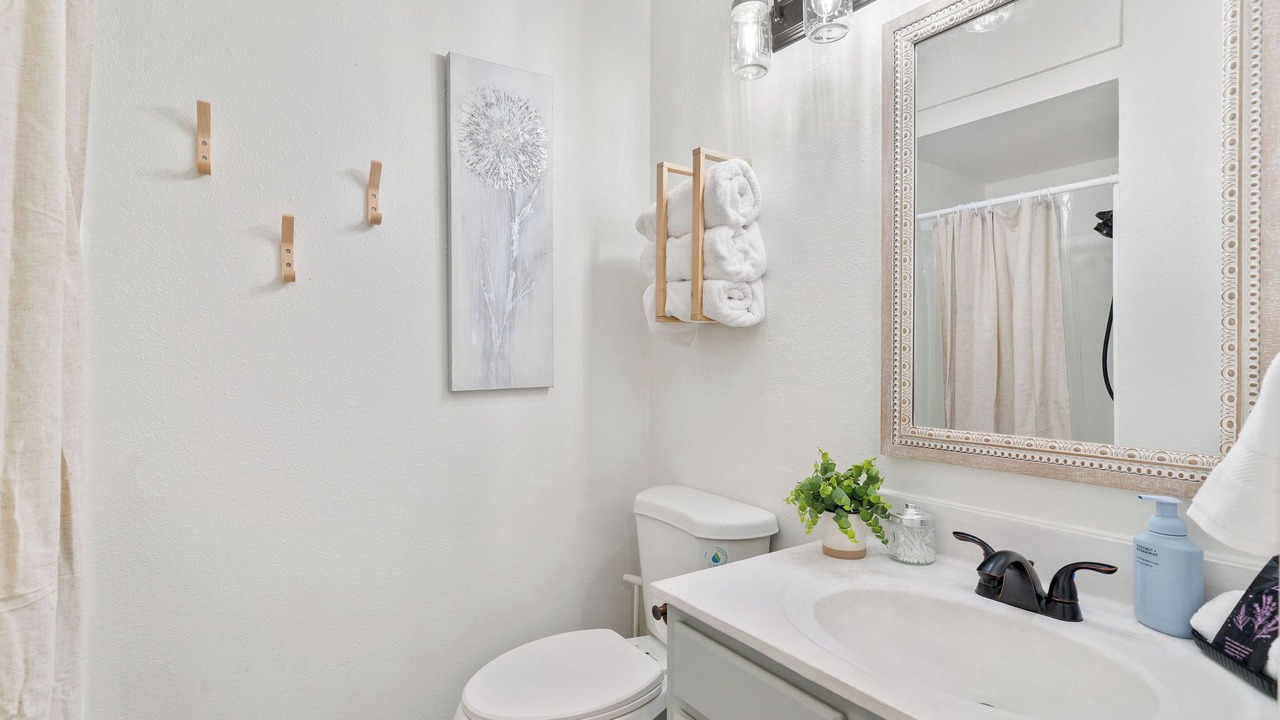 Photo of Bathroom in Kimberling City
