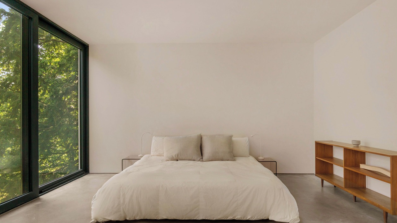 Photo of Bedroom in Sutton