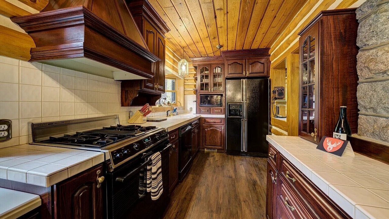 Photo of Kitchen in Mayfield