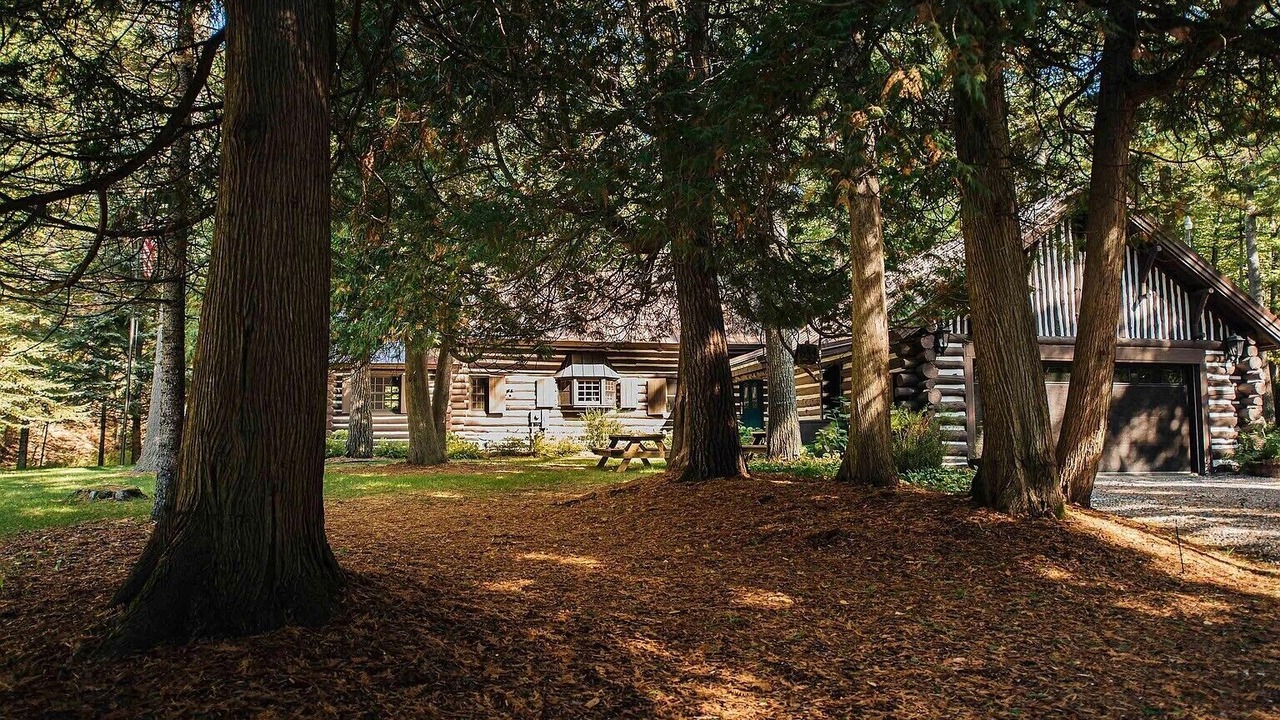 Photo of Outdoor in Mayfield