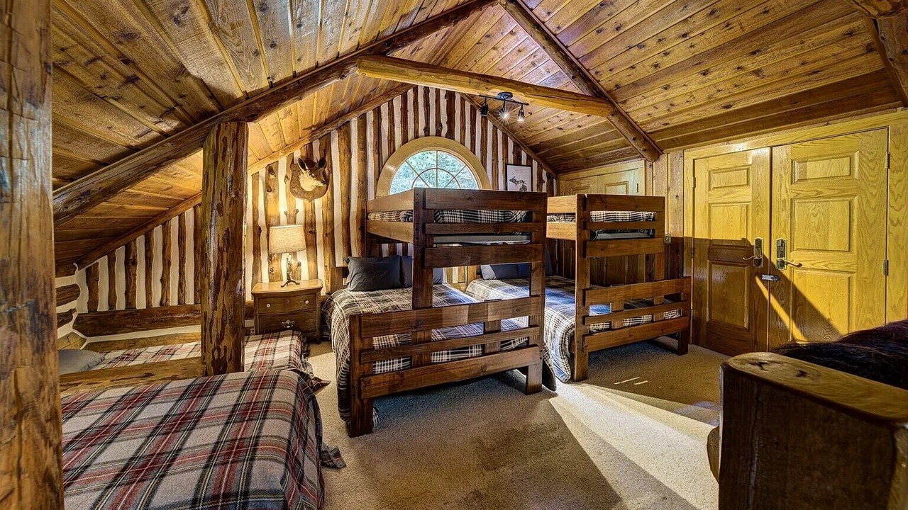 Photo of Bedroom in Mayfield