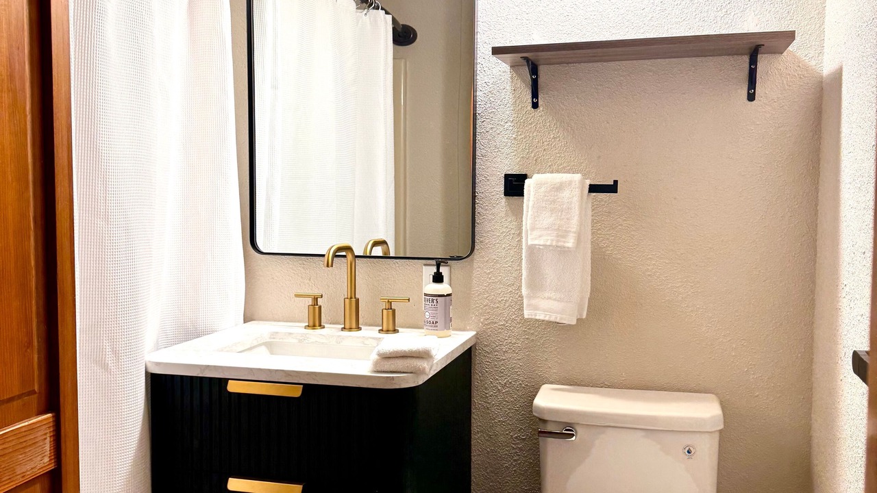Photo of Bathroom in Yachats