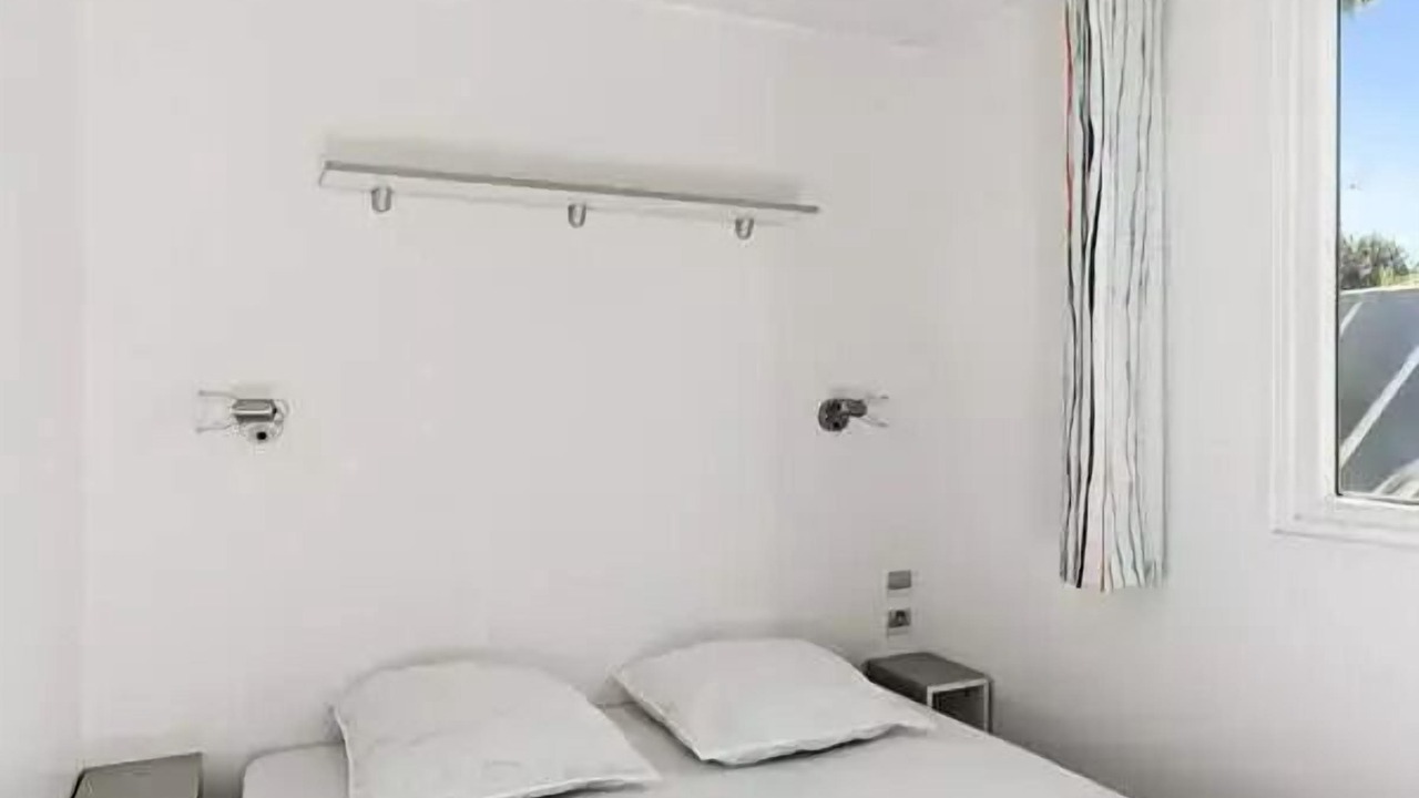 Photo of Bedroom in Ouistreham