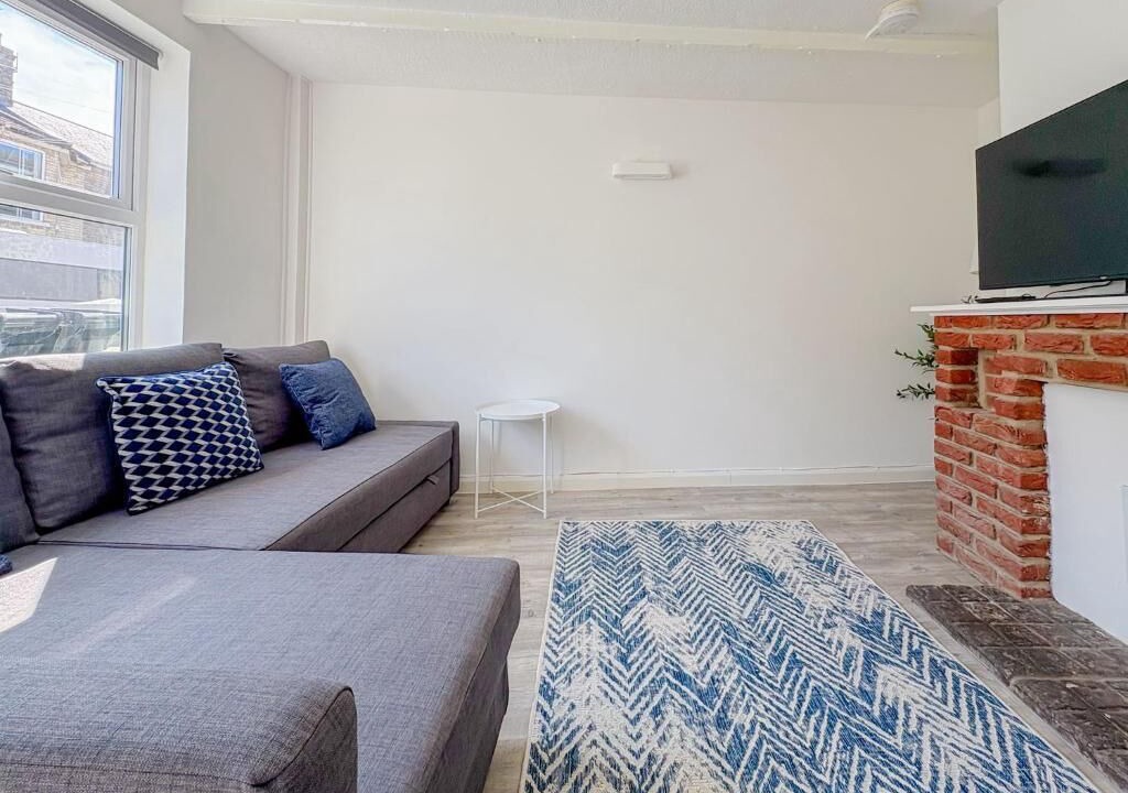 Photo of Livingroom in Earlham