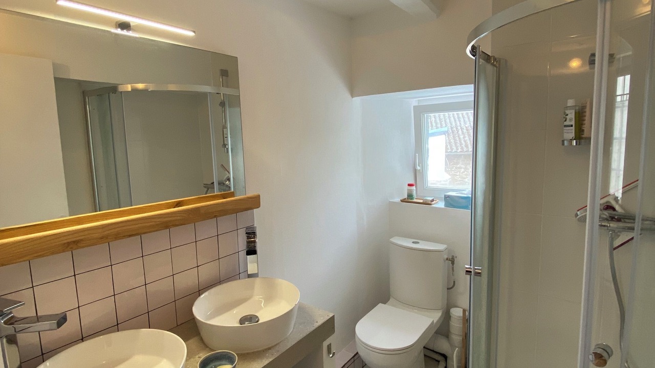 Photo of Bathroom in Etables-sur-Mer