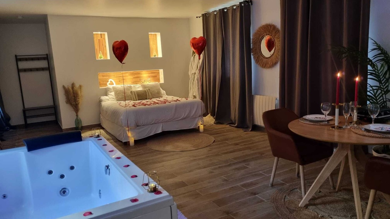 Photo of Bedroom in Saint-Prix