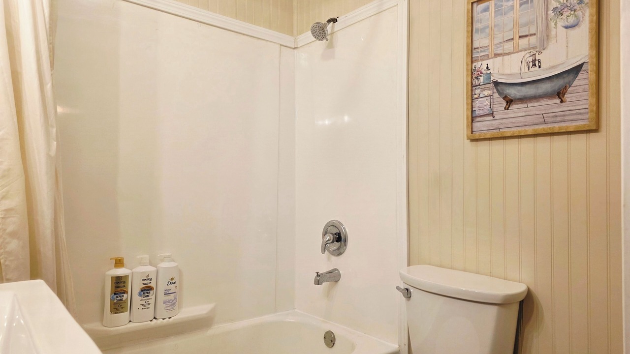 Photo of Bathroom in Boardman
