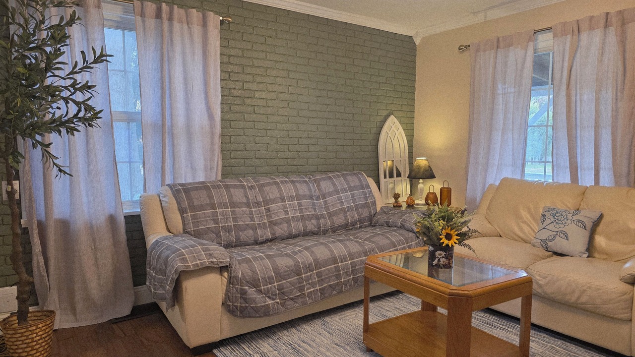Photo of Livingroom in Boardman