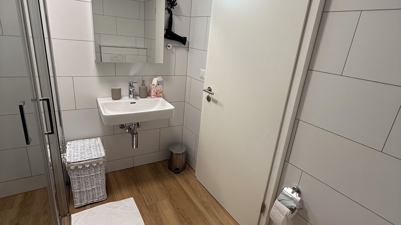 Photo of Bathroom in Niedergosgen