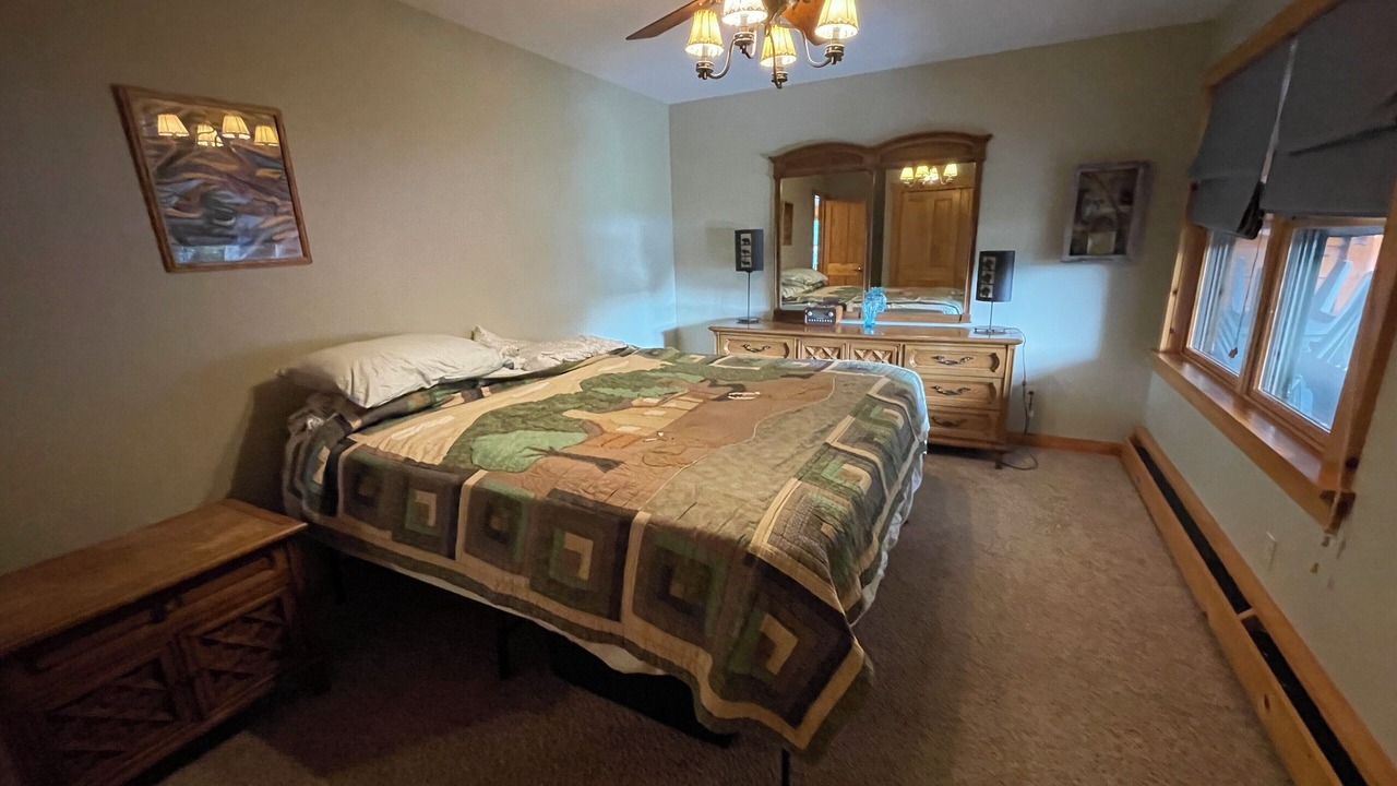 Photo of Bedroom in Town of Webb