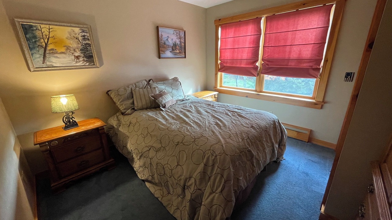 Photo of Bedroom in Town of Webb