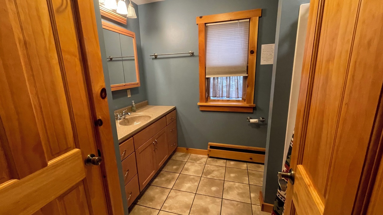 Photo of Bathroom in Town of Webb