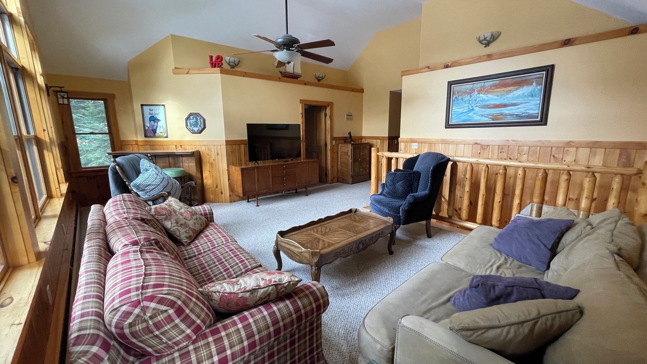 Photo of Livingroom in Town of Webb