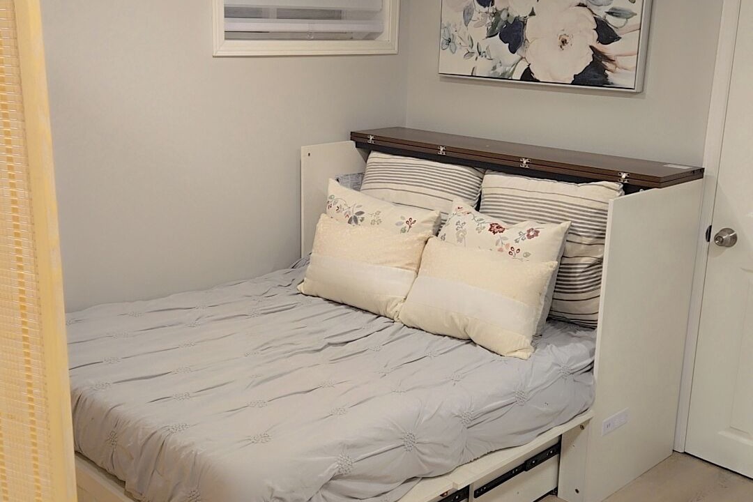 Photo of Bedroom in Belleville