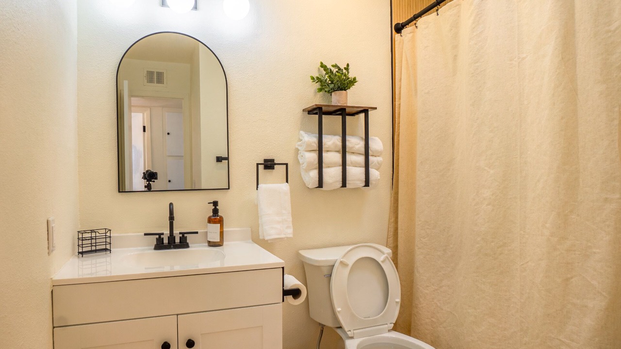 Photo of Bathroom in Biggs Field