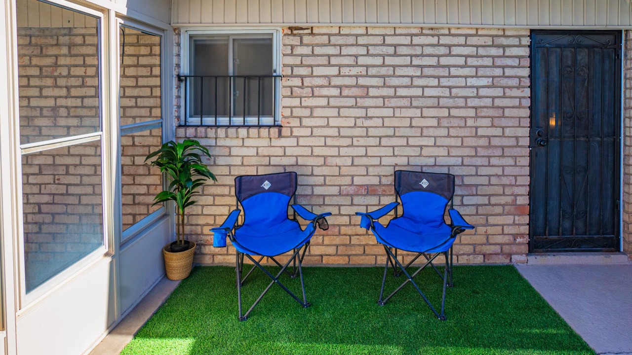 Photo of Patio Balcony in Biggs Field