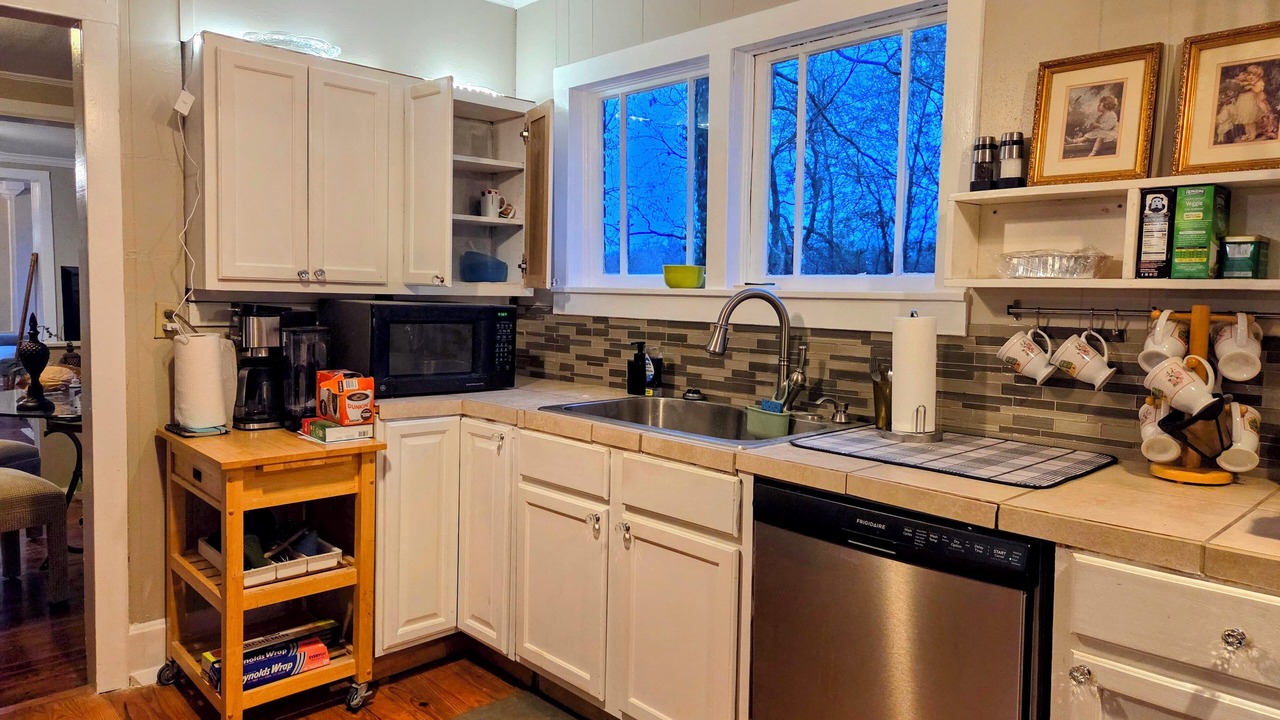 Photo of Kitchen in Hardy