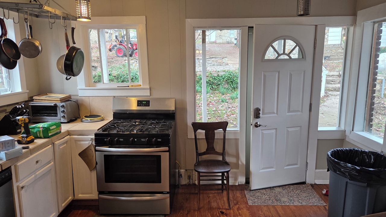 Photo of Kitchen in Hardy