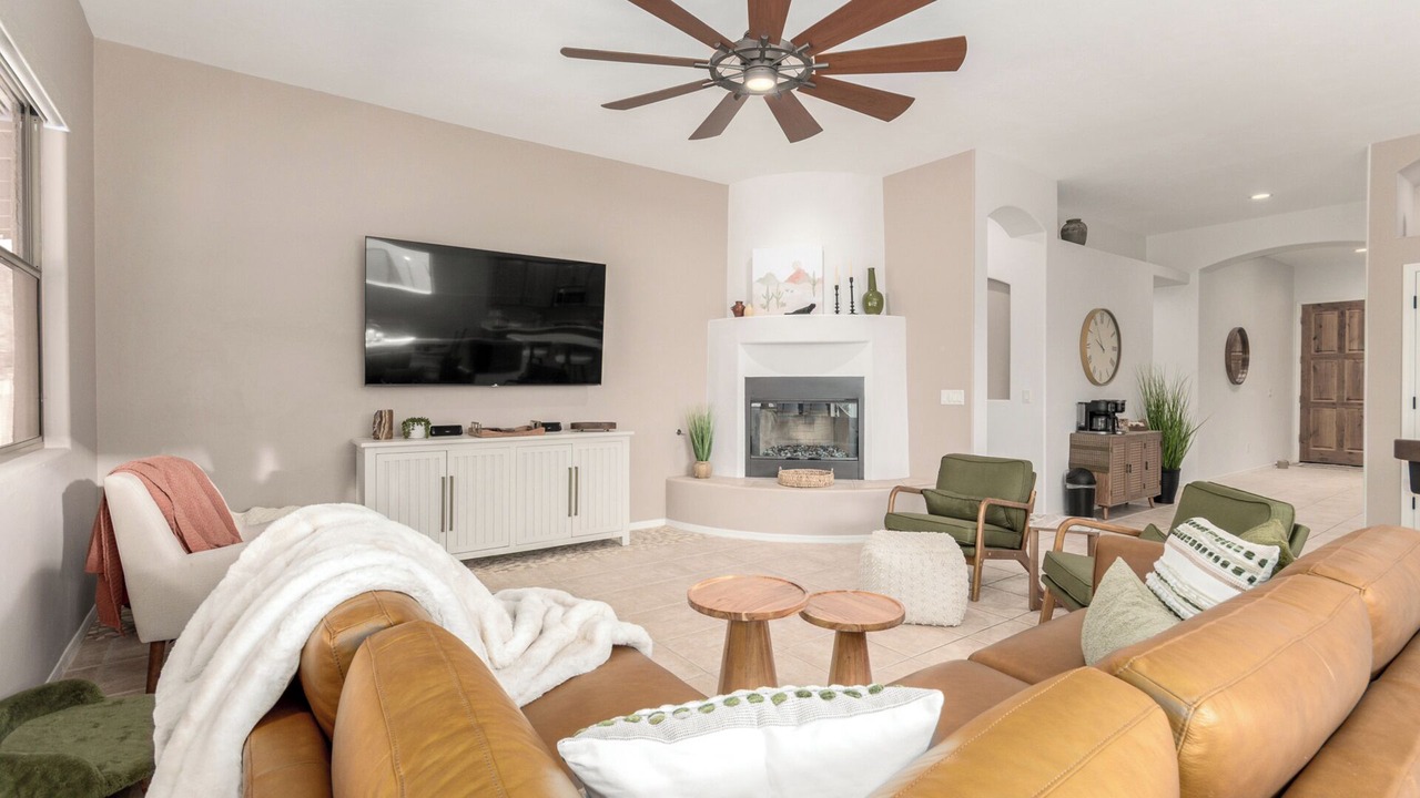 Photo of Livingroom in Stoneridge