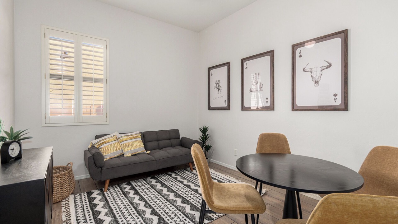 Photo of Livingroom in Stoneridge